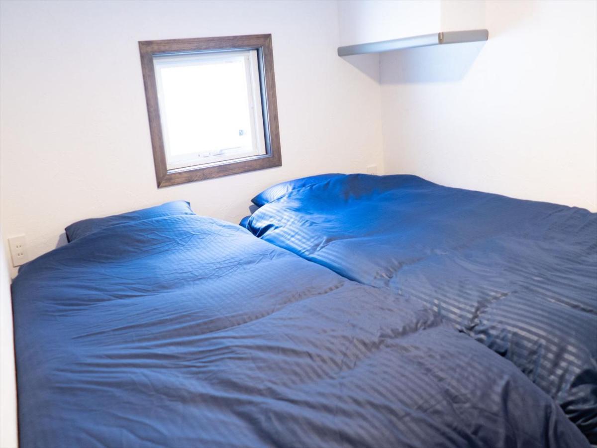 Apartment Flag *